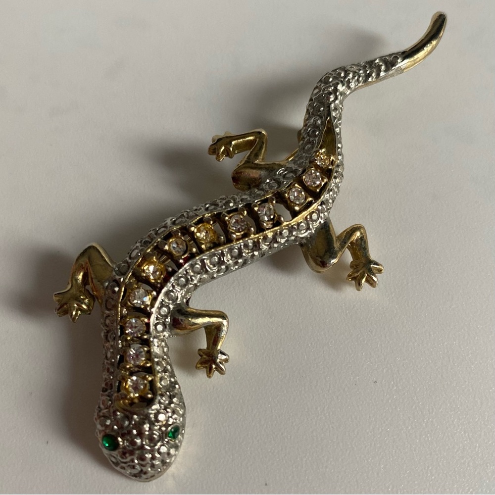Vintage Gold Tone Lizard Rhinestone Green Eyes Pin Brooch Unsigned